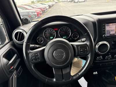 2014 Jeep Wrangler Unlimited, $22000. Photo 10