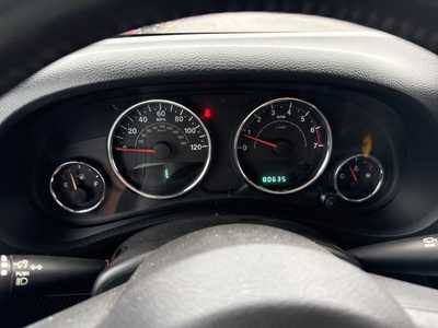 2014 Jeep Wrangler Unlimited, $22000. Photo 12