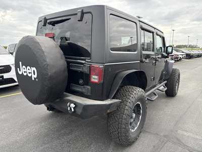 2014 Jeep Wrangler Unlimited, $22000. Photo 4