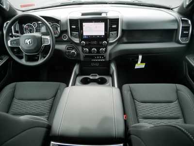 2025 RAM 1500 Crew Cab, $42903. Photo 9