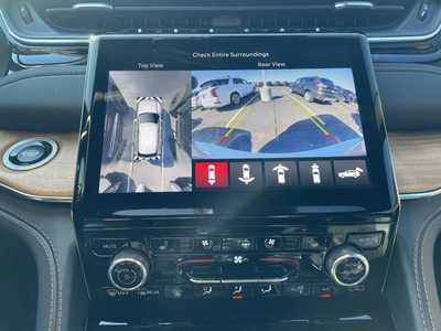 2024 Jeep Grand Cherokee L, $48900. Photo 10