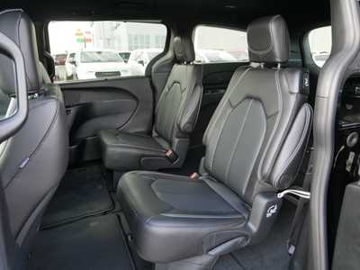 2026 Chrysler Pacifica, $44574. Photo 8
