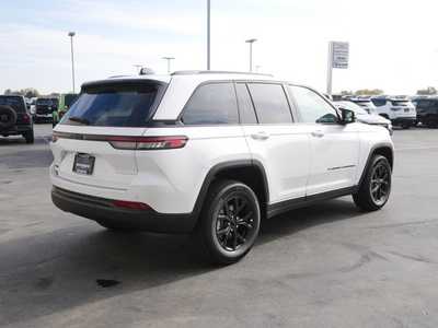 2025 Jeep Grand Cherokee, $42443. Photo 2