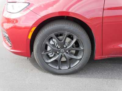 2026 Chrysler Pacifica, $51242. Photo 4