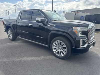 2021 GMC 1500 Crew Cab, $48500. Photo 3