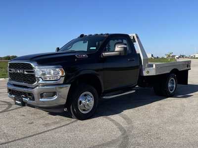 2024 RAM 3500 Reg Cab, $54000. Photo 2