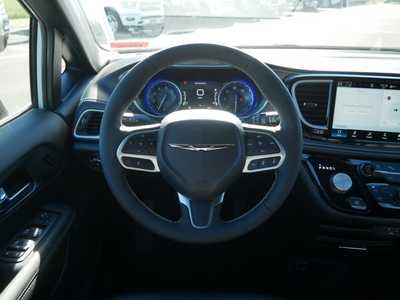2026 Chrysler Pacifica, $37015. Photo 9
