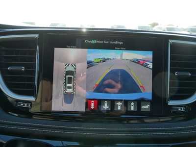 2026 Chrysler Pacifica, $48796. Photo 11