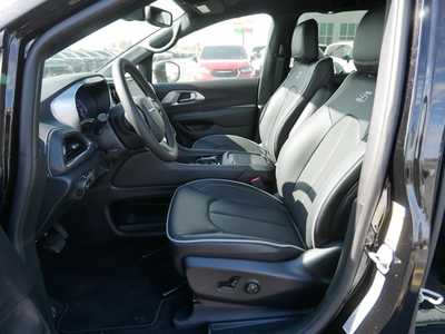 2026 Chrysler Pacifica, $51296. Photo 6