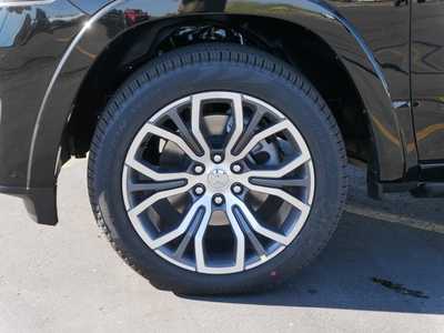 2026 RAM 1500 Crew Cab, $82807. Photo 4