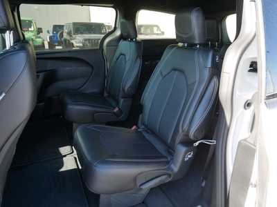 2026 Chrysler Pacifica, $41484. Photo 8