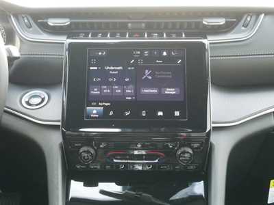 2025 Jeep Grand Cherokee, $42979. Photo 10