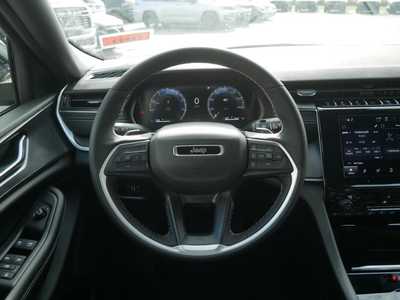 2025 Jeep Grand Cherokee, $42979. Photo 11