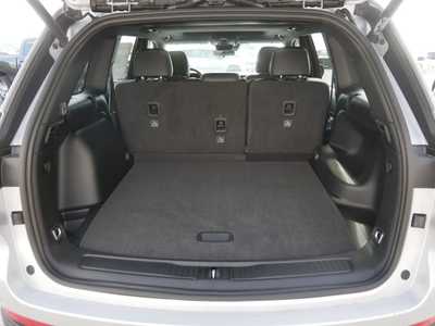 2025 Jeep Grand Cherokee, $42979. Photo 5