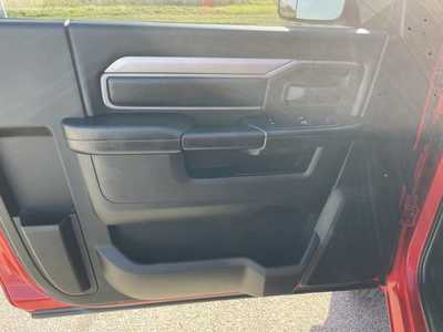 2021 RAM 3500 Reg Cab, $42000. Photo 5