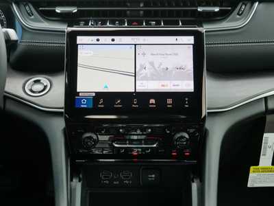 2025 Jeep Grand Cherokee, $51487. Photo 10