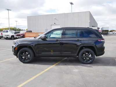 2025 Jeep Grand Cherokee, $51487. Photo 3