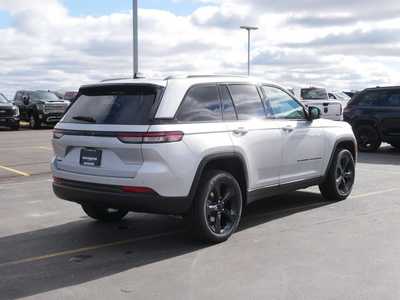 2025 Jeep Grand Cherokee, $44459. Photo 2