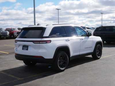 2025 Jeep Grand Cherokee, $42443. Photo 2