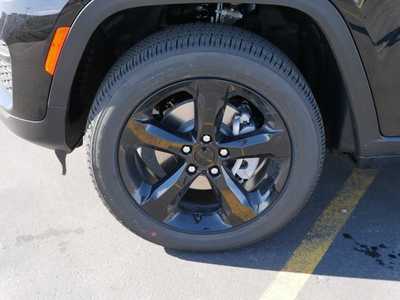 2025 Jeep Grand Cherokee, $44459. Photo 4