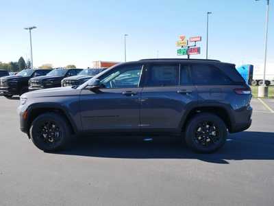 2025 Jeep Grand Cherokee, $42979. Photo 3