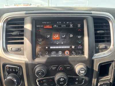 2017 RAM 1500 Crew Cab, $22000. Photo 11