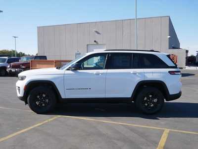 2025 Jeep Grand Cherokee, $42443. Photo 3