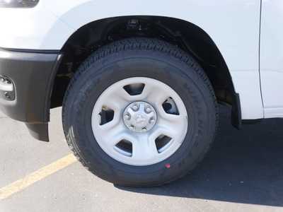 2025 RAM 1500 Ext Cab, $38713. Photo 4