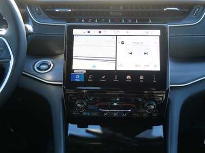 2025 Jeep Grand Cherokee, $45865. Photo 10