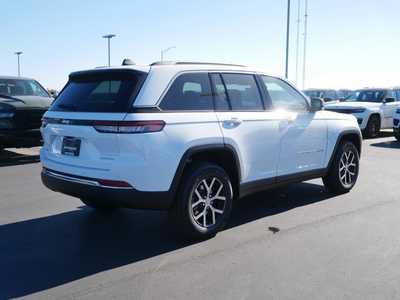 2025 Jeep Grand Cherokee, $45865. Photo 2