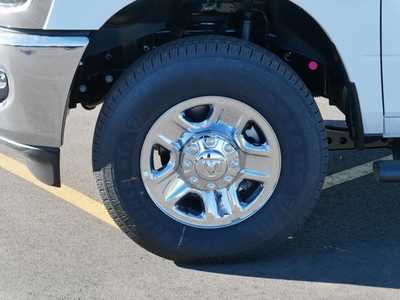 2026 RAM 3500 Reg Cab, $0. Photo 4