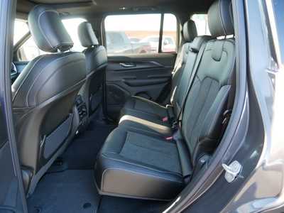 2025 Jeep Grand Cherokee, $42709. Photo 8