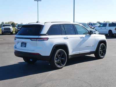 2025 Jeep Grand Cherokee, $42173. Photo 2