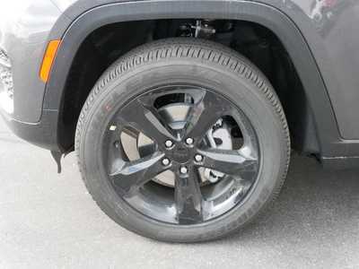 2025 Jeep Grand Cherokee, $42709. Photo 4