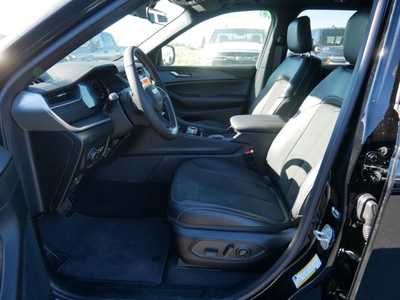 2025 Jeep Grand Cherokee, $42709. Photo 6