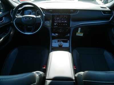 2025 Jeep Grand Cherokee, $41229. Photo 9