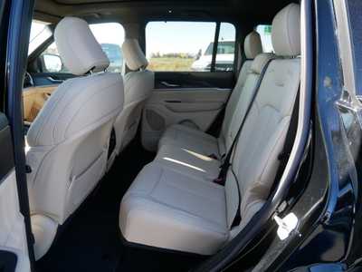 2025 Jeep Grand Cherokee, $49737. Photo 8