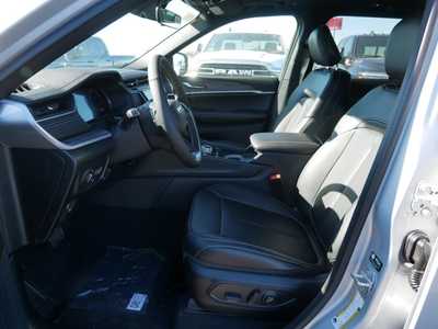 2025 Jeep Grand Cherokee, $44651. Photo 6