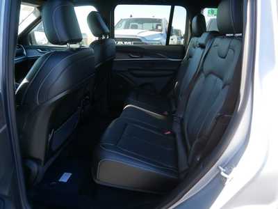 2025 Jeep Grand Cherokee, $44651. Photo 8