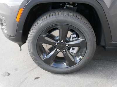 2025 Jeep Grand Cherokee L, $46551. Photo 4