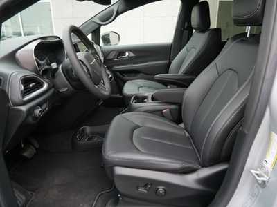 2026 Chrysler Pacifica, $45007. Photo 6