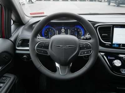 2026 Chrysler Pacifica, $45007. Photo 10