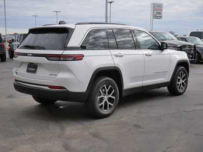 2025 Jeep Grand Cherokee, $44115. Photo 2