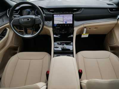 2025 Jeep Grand Cherokee, $44115. Photo 9