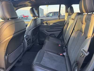 2025 Jeep Grand Cherokee, $39000. Photo 10