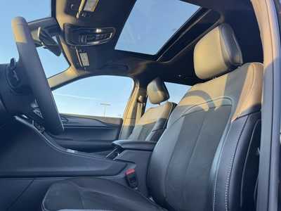 2025 Jeep Grand Cherokee, $39000. Photo 9