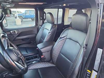 2022 Jeep Wrangler Unlimited, $37000. Photo 9