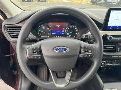 2021 Ford Escape, $21000. Photo 10