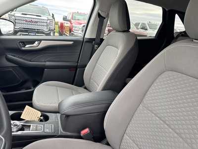2021 Ford Escape, $21000. Photo 12