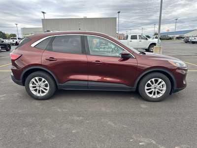 2021 Ford Escape, $21000. Photo 4